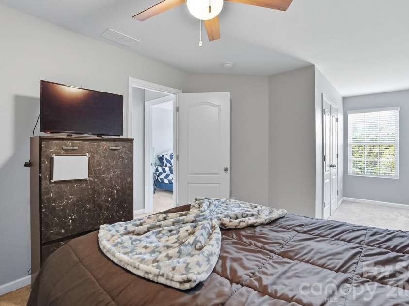 3033 Honeylocust Lane, Fort Mill, SC 29707.  MLS# CAR4305940, YatesRealty ID 2747. 