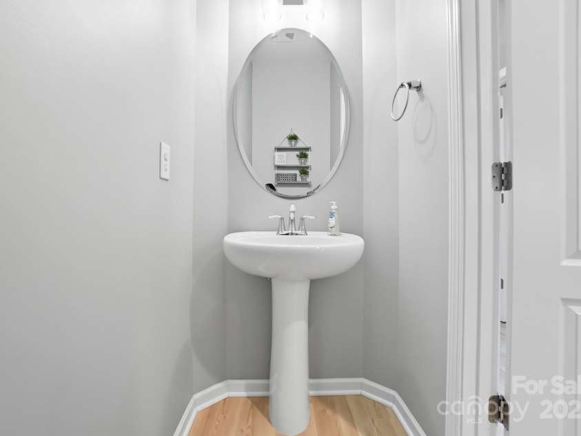 3033 Honeylocust Lane, Fort Mill, SC 29707.  MLS# CAR4305940, YatesRealty ID 2747. Powder Room