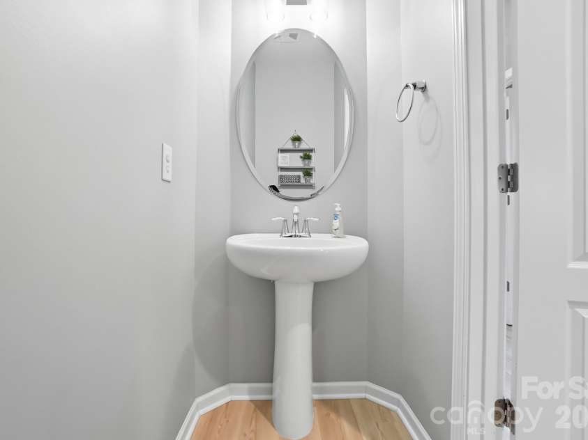 3033 Honeylocust Lane, Fort Mill, SC 29707.  MLS# CAR4305940, YatesRealty ID 2747. Powder Room