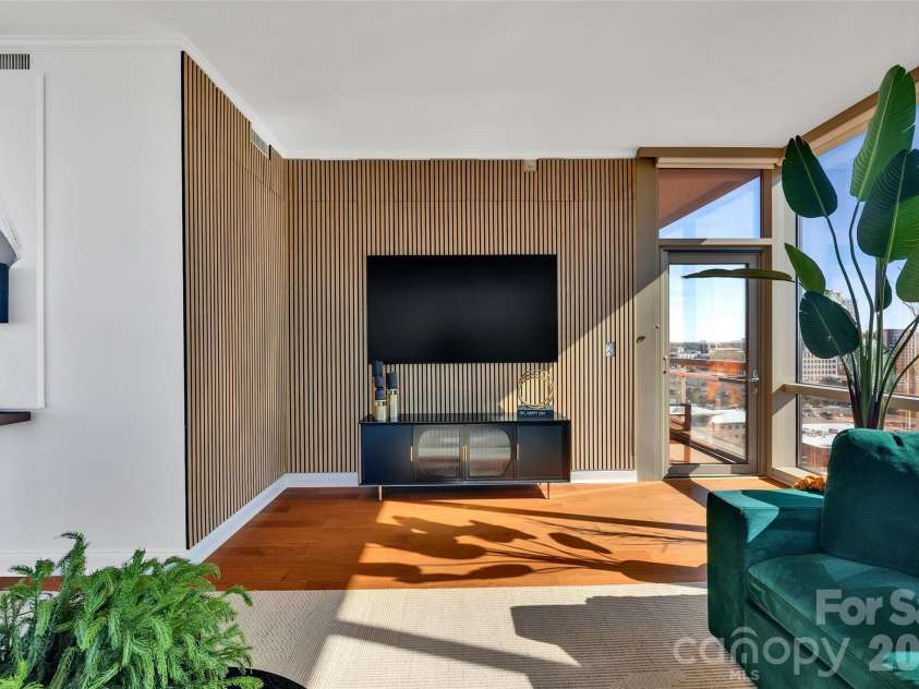 315 Arlington Avenue, Charlotte, NC 28203.  MLS# CAR4333169, YatesRealty ID 2747. 