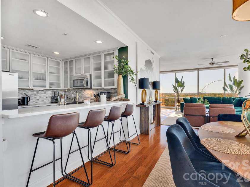 315 Arlington Avenue, Charlotte, NC 28203.  MLS# CAR4333169, YatesRealty ID 2747. 