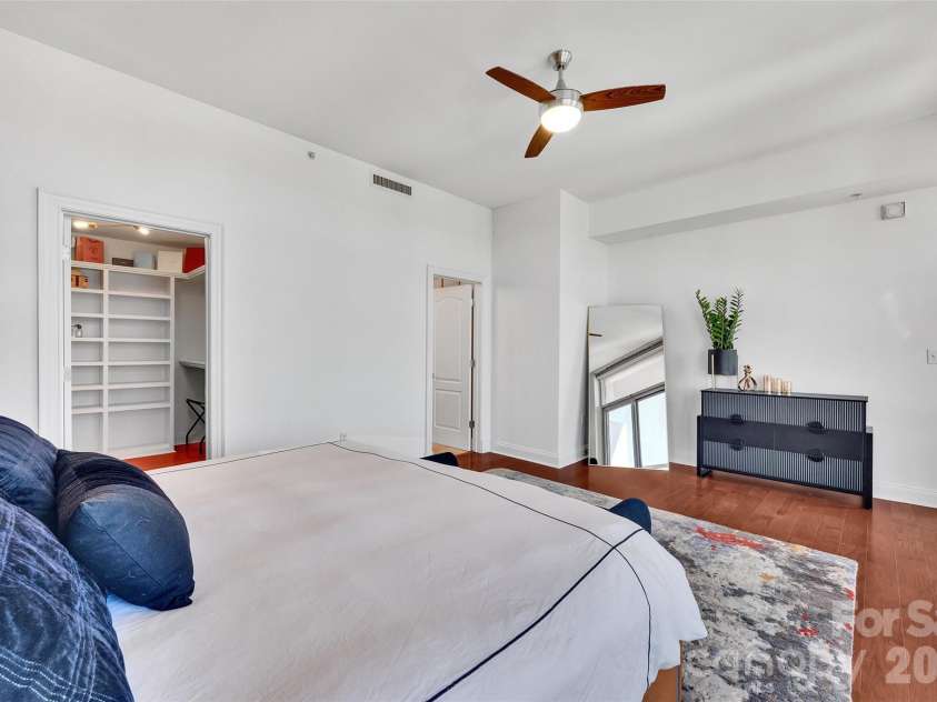 315 Arlington Avenue, Charlotte, NC 28203.  MLS# CAR4333169, YatesRealty ID 2747. 