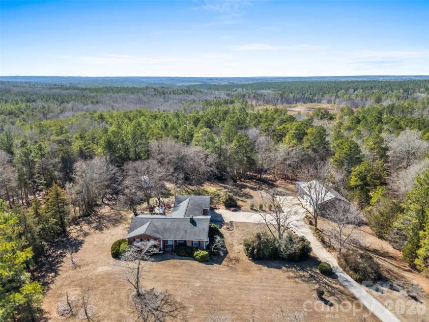 6330 Richburg Road, Great Falls, SC 29055.  MLS# CAR4350221, YatesRealty ID 2747. A Private Estate Awaits You.