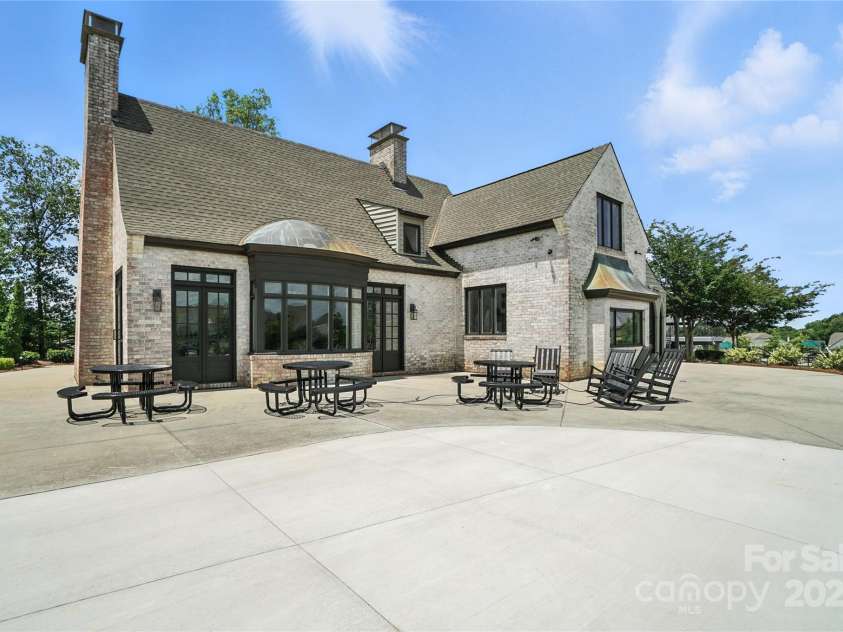 10120 Berkeley Castle Drive, Charlotte, NC 28273.  MLS# CAR4273546, YatesRealty ID 27472. 