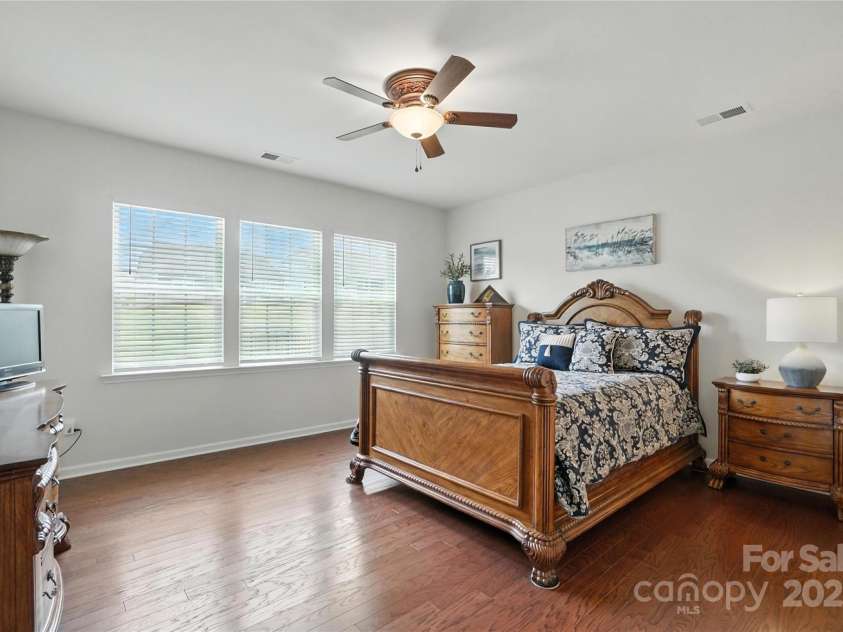 10120 Berkeley Castle Drive, Charlotte, NC 28273.  MLS# CAR4273546, YatesRealty ID 27472. 