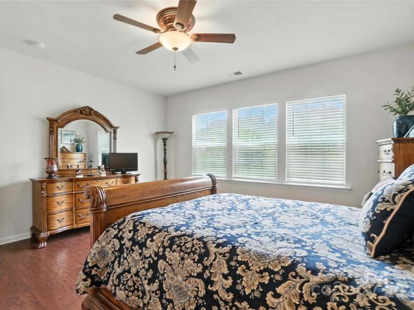 10120 Berkeley Castle Drive, Charlotte, NC 28273.  MLS# CAR4273546, YatesRealty ID 27472. 