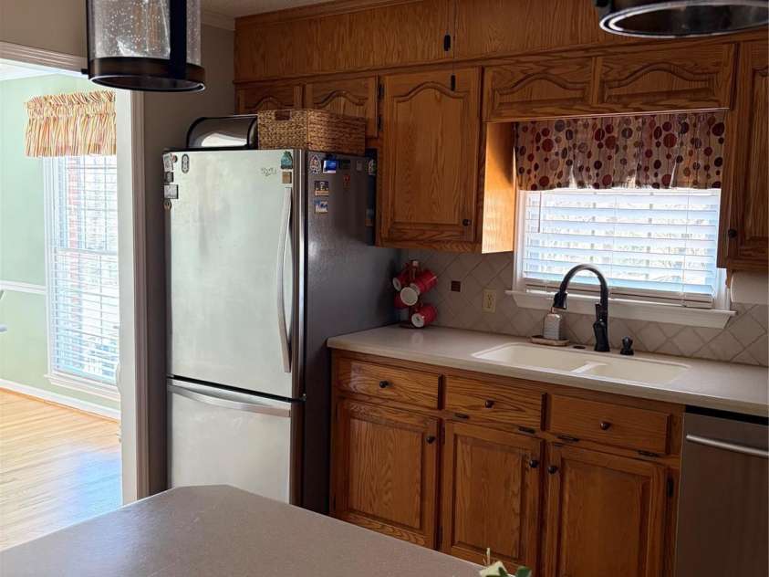 236 Robinwood Circle, Lenoir, NC 28645.  MLS# CAR4387573, YatesRealty ID 27472. 