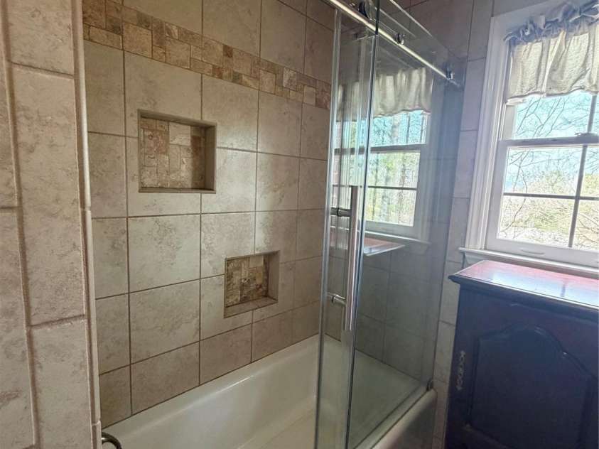 236 Robinwood Circle, Lenoir, NC 28645.  MLS# CAR4387573, YatesRealty ID 27472. 