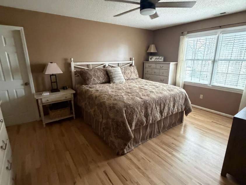 236 Robinwood Circle, Lenoir, NC 28645.  MLS# CAR4387573, YatesRealty ID 27472. 