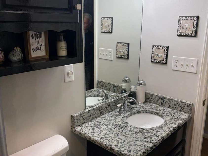 236 Robinwood Circle, Lenoir, NC 28645.  MLS# CAR4387573, YatesRealty ID 27472. 