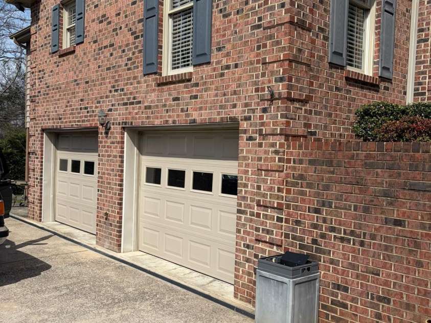236 Robinwood Circle, Lenoir, NC 28645.  MLS# CAR4387573, YatesRealty ID 27472. Lower Level Garage
