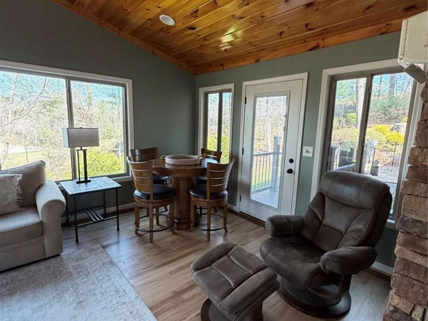 236 Robinwood Circle, Lenoir, NC 28645.  MLS# CAR4387573, YatesRealty ID 27472. Sunroom