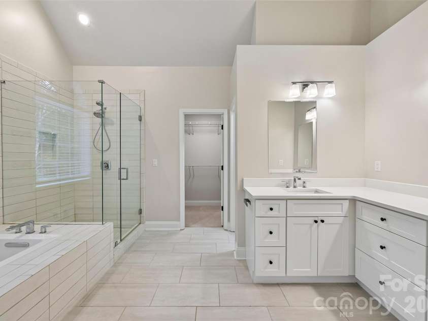 2825 Chip Shot Drive, Matthews, NC 28104.  MLS# CAR4388155, YatesRealty ID 27473. 