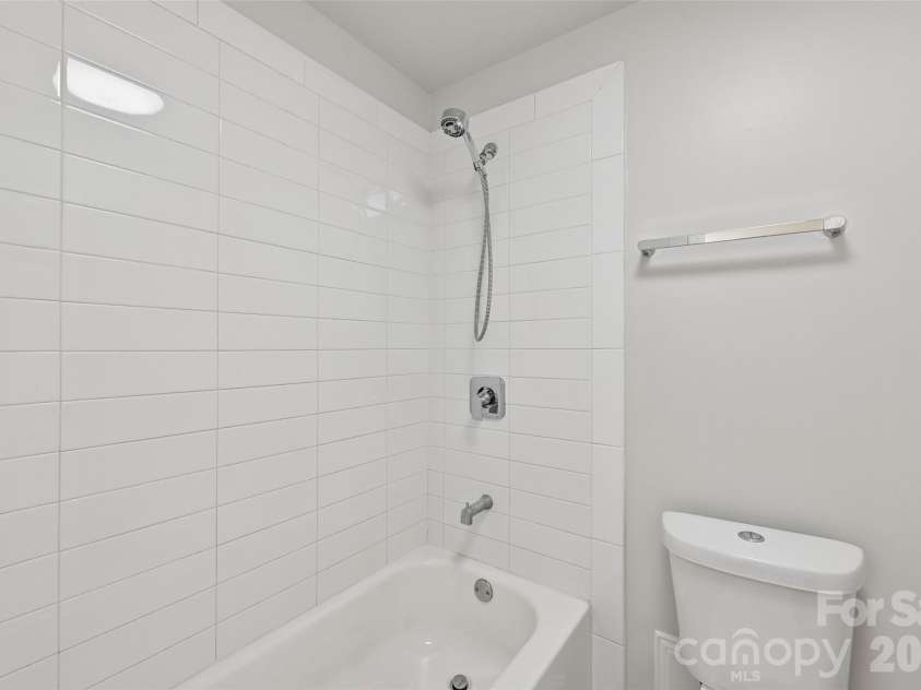 2825 Chip Shot Drive, Matthews, NC 28104.  MLS# CAR4388155, YatesRealty ID 27473. 