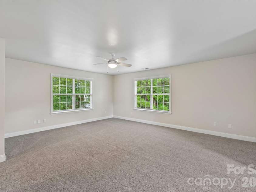 2825 Chip Shot Drive, Matthews, NC 28104.  MLS# CAR4388155, YatesRealty ID 27473. 