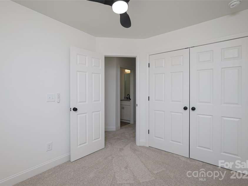 3218 Sam Wilson Road, Charlotte, NC 28214.  MLS# CAR4283091, YatesRealty ID 27474. 