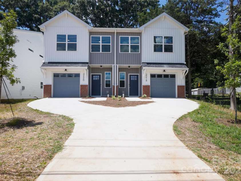 3218 Sam Wilson Road, Charlotte, NC 28214.  MLS# CAR4283091, YatesRealty ID 27474. 