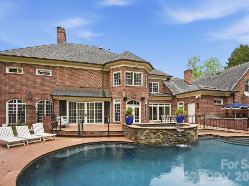 8700 Challis Farm Road, Charlotte, NC 28226.  MLS# CAR4388577, YatesRealty ID 27475. Pool area