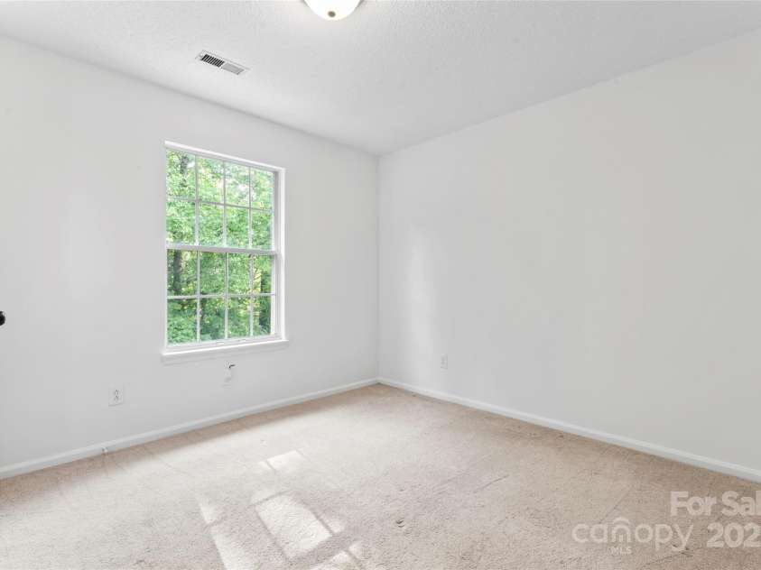 9833 White Cascade Drive, Charlotte, NC 28269.  MLS# CAR4275187, YatesRealty ID 27475. Bedroom #5