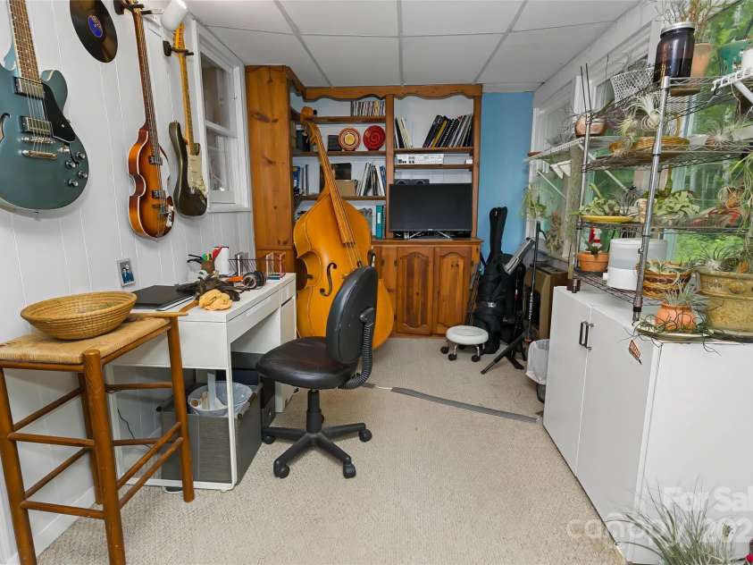 524 Clear Creek Road, Burnsville, NC 28714.  MLS# CAR4281347, YatesRealty ID 27476. 