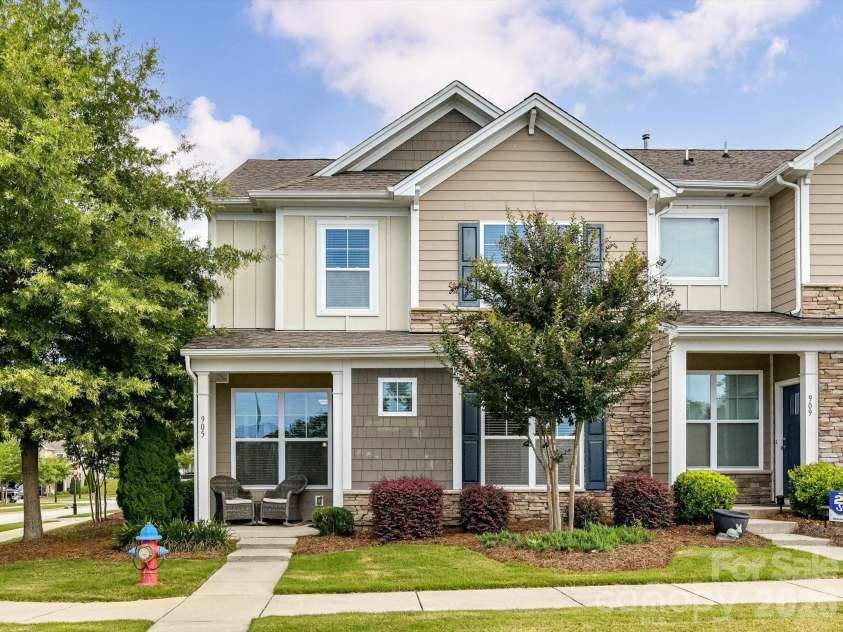 905 Pennington Drive, Lancaster, SC 29720.  MLS# CAR4384423, YatesRealty ID 27476. 