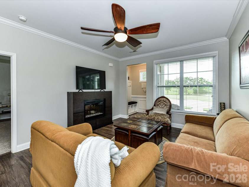 905 Pennington Drive, Lancaster, SC 29720.  MLS# CAR4384423, YatesRealty ID 27476. 