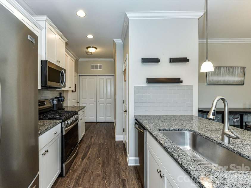 905 Pennington Drive, Lancaster, SC 29720.  MLS# CAR4384423, YatesRealty ID 27476. 