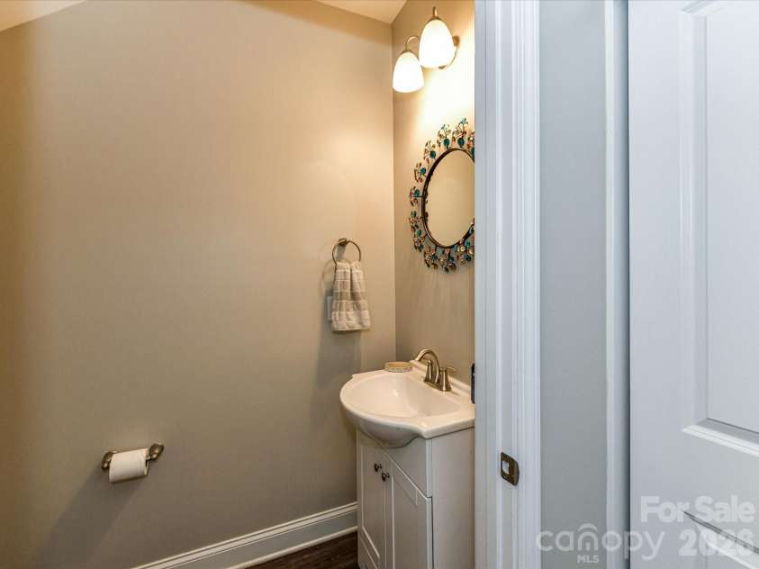 905 Pennington Drive, Lancaster, SC 29720.  MLS# CAR4384423, YatesRealty ID 27476. 