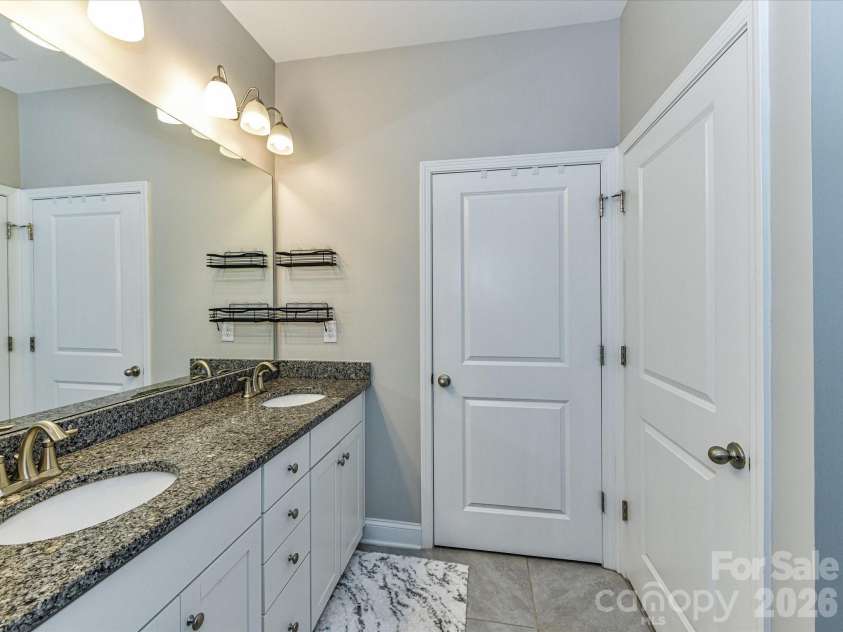 905 Pennington Drive, Lancaster, SC 29720.  MLS# CAR4384423, YatesRealty ID 27476. 