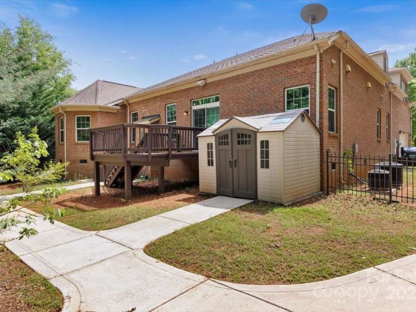 9506 Minnie Lemmond Lane, Mint Hill, NC 28227.  MLS# CAR4241220, YatesRealty ID 27477. 
