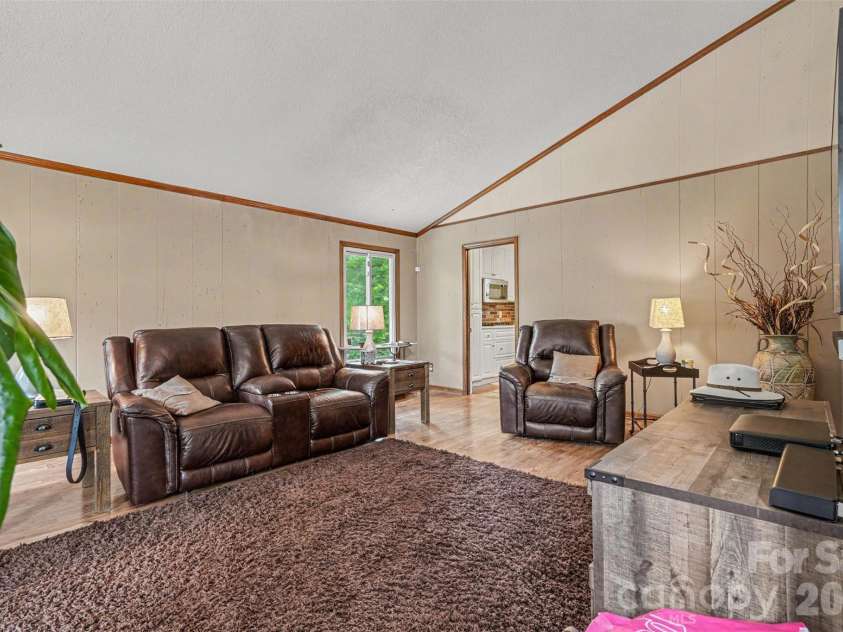 7944 Pawtuckett Road, Charlotte, NC 28214.  MLS# CAR4389168, YatesRealty ID 27478. 