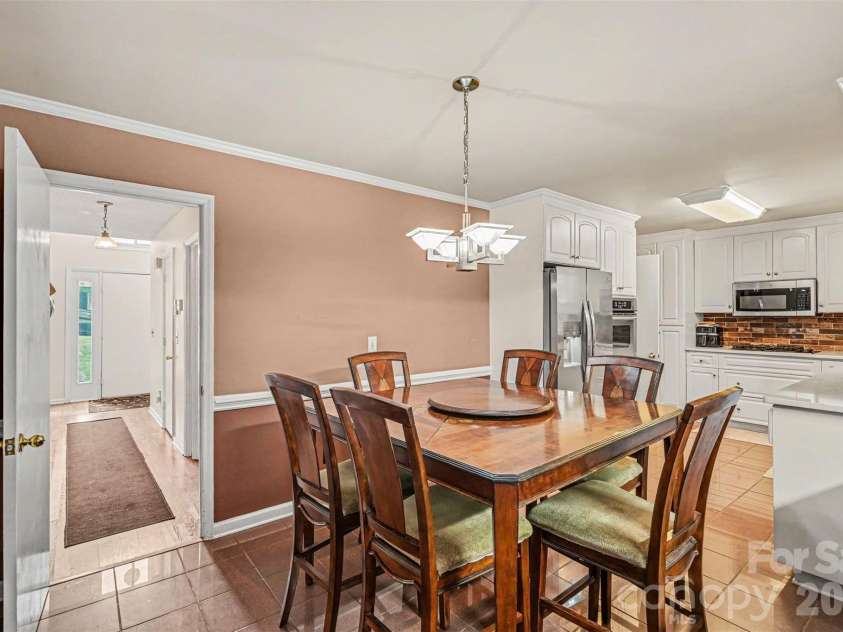 7944 Pawtuckett Road, Charlotte, NC 28214.  MLS# CAR4389168, YatesRealty ID 27478. 