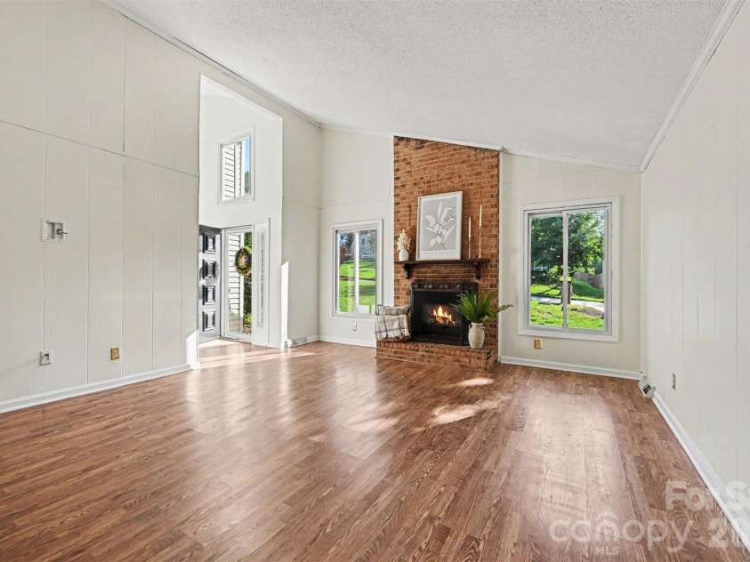 7944 Pawtuckett Road, Charlotte, NC 28214.  MLS# CAR4389168, YatesRealty ID 27478. 
