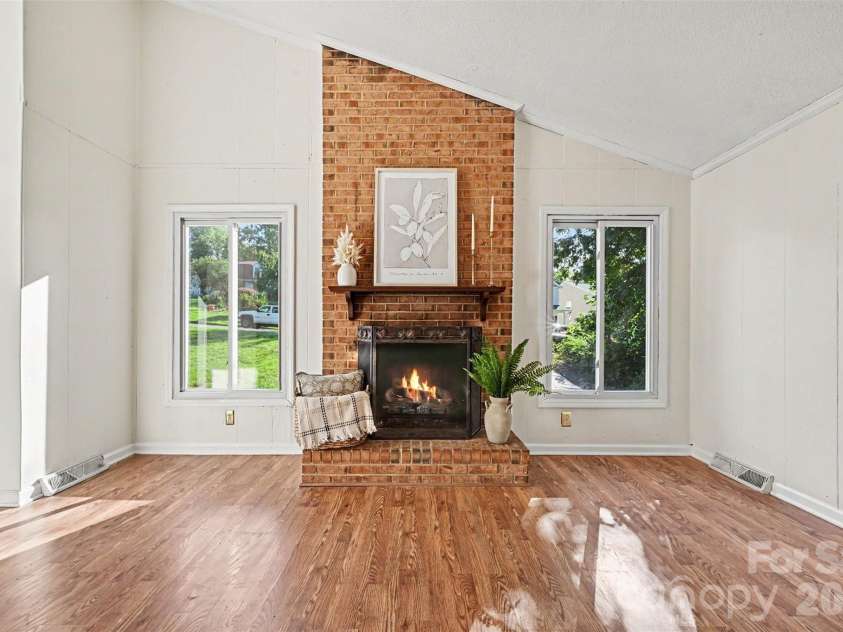 7944 Pawtuckett Road, Charlotte, NC 28214.  MLS# CAR4389168, YatesRealty ID 27478. 