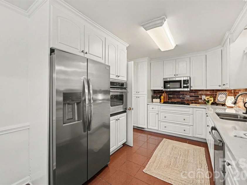 7944 Pawtuckett Road, Charlotte, NC 28214.  MLS# CAR4389168, YatesRealty ID 27478. 