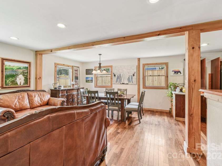 24 King Road, Waynesville, NC 28786.  MLS# CAR4267936, YatesRealty ID 2748. 
