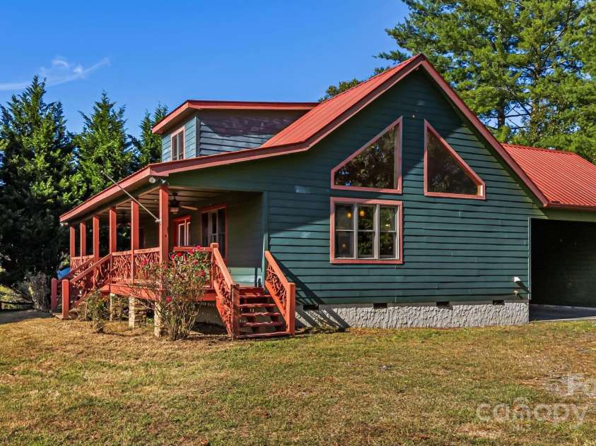 830 Windy River Ridge, Burnsville, NC 28714.  MLS# CAR4286144, YatesRealty ID 2748. 