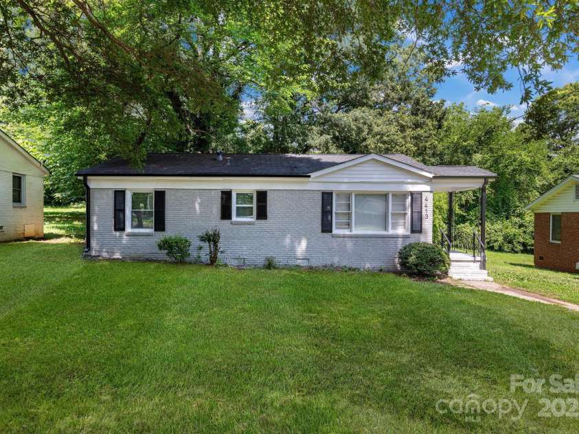 4413 Tillman Road, Charlotte, NC 28208.  MLS# CAR4271901, YatesRealty ID 27481. 