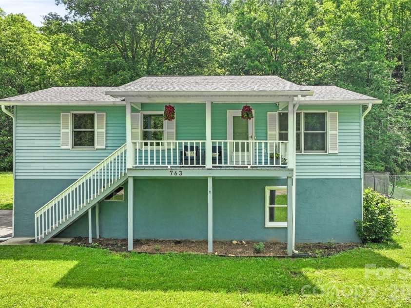 763 Bee Tree Road, Swannanoa, NC 28778.  MLS# CAR4387747, YatesRealty ID 27481. 