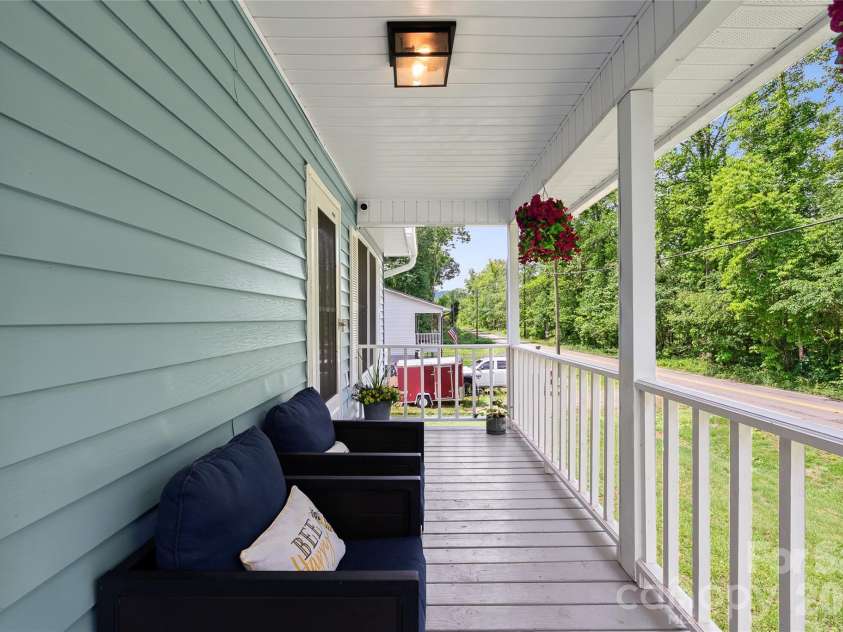 763 Bee Tree Road, Swannanoa, NC 28778.  MLS# CAR4387747, YatesRealty ID 27481. 