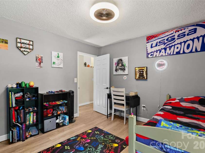 763 Bee Tree Road, Swannanoa, NC 28778.  MLS# CAR4387747, YatesRealty ID 27481. 