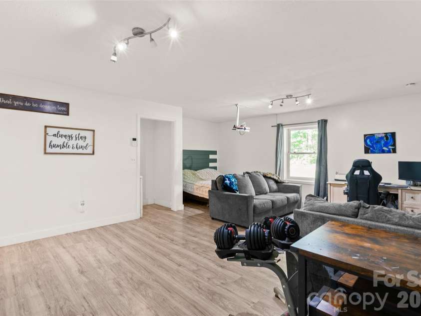 763 Bee Tree Road, Swannanoa, NC 28778.  MLS# CAR4387747, YatesRealty ID 27481. 