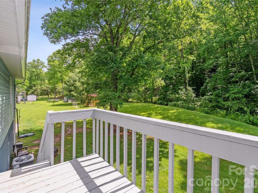 763 Bee Tree Road, Swannanoa, NC 28778.  MLS# CAR4387747, YatesRealty ID 27481. 