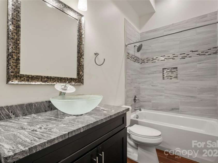 444 Snapdragon Drive, Clover, SC 29710.  MLS# CAR4250644, YatesRealty ID 27482. 