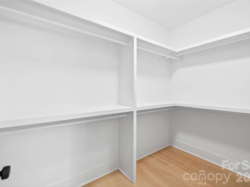 1910 Anderson Street, Charlotte, NC 28205.  MLS# CAR4387547, YatesRealty ID 27484. 