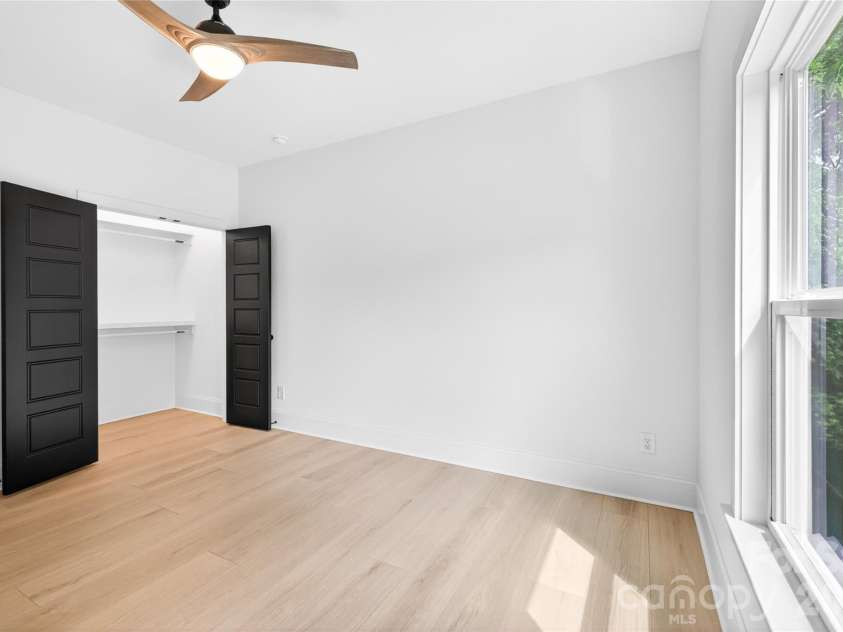 1910 Anderson Street, Charlotte, NC 28205.  MLS# CAR4387547, YatesRealty ID 27484. 