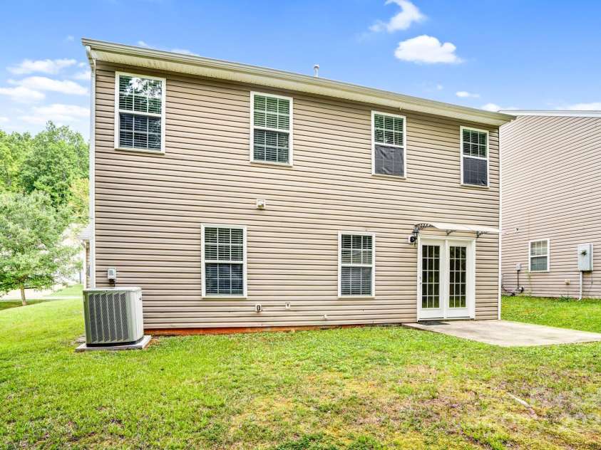 4412 Trillium Fields Drive, Charlotte, NC 28269.  MLS# CAR4274256, YatesRealty ID 27485. 