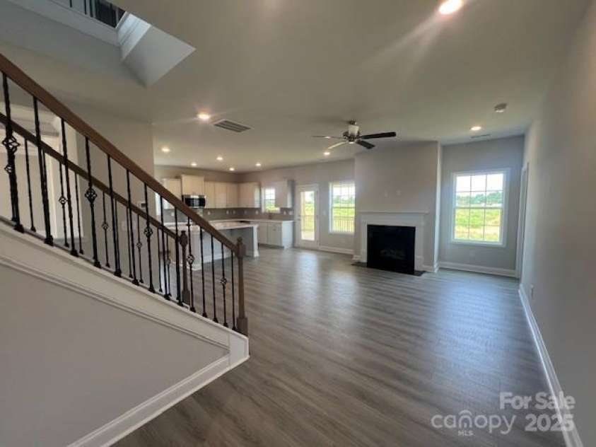 122 Swan Park Lane, Statesville, NC 28625.  MLS# CAR4266811, YatesRealty ID 27486. 