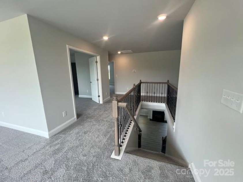 122 Swan Park Lane, Statesville, NC 28625.  MLS# CAR4266811, YatesRealty ID 27486. 