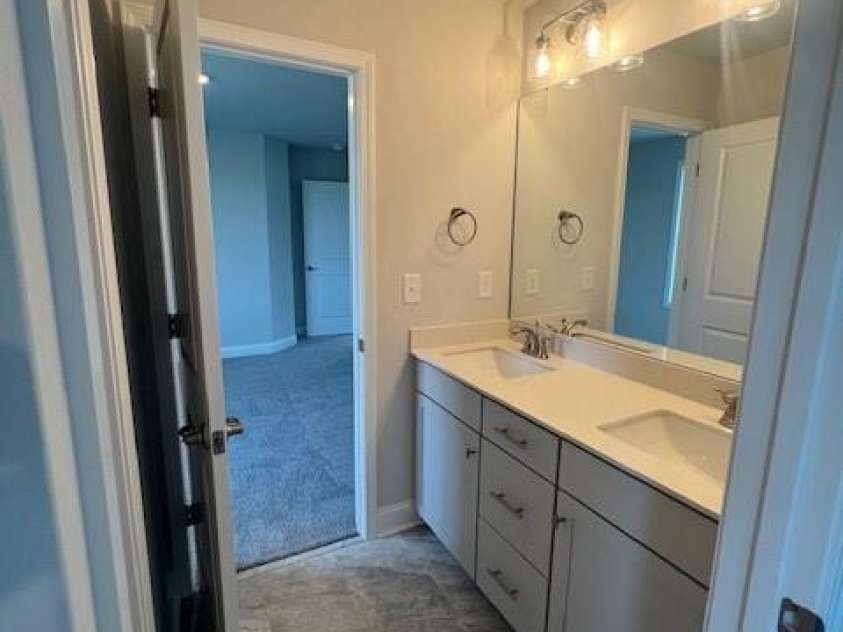 122 Swan Park Lane, Statesville, NC 28625.  MLS# CAR4266811, YatesRealty ID 27486. 